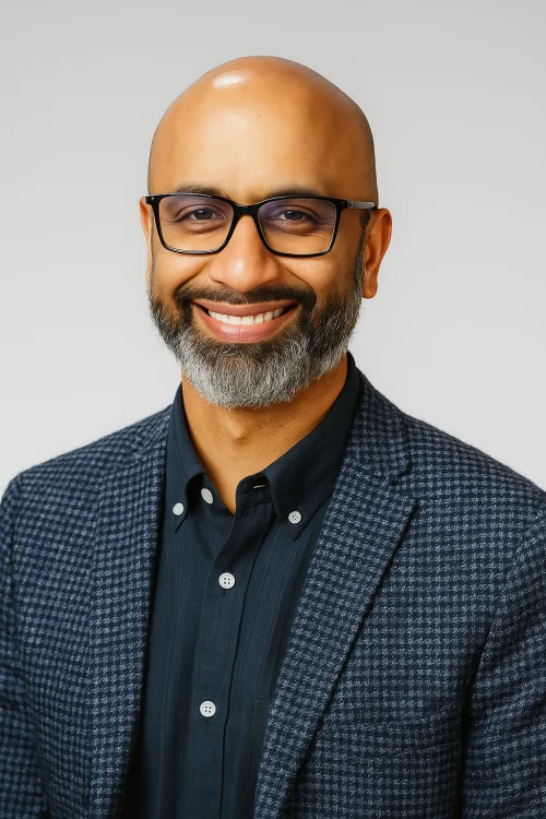 Amol Parmar headshot - counsellor in Worthing